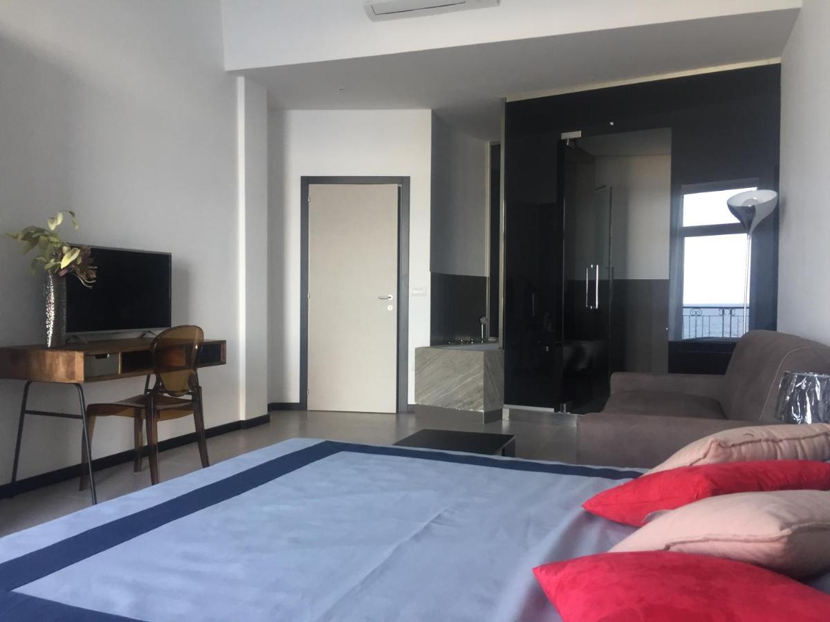 Residenza Santa Lu B&B เนเปิลส์ ภายนอก รูปภาพ